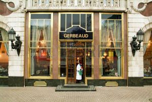Gerbeaud-sweet-shop-in-budapest